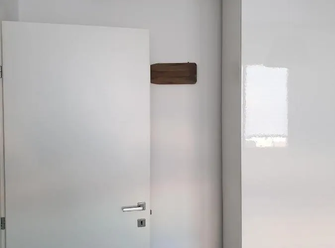 Apartament Schiusa *